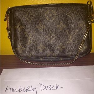 *SOLD* Vintage Monogrammed LV Pouchette!